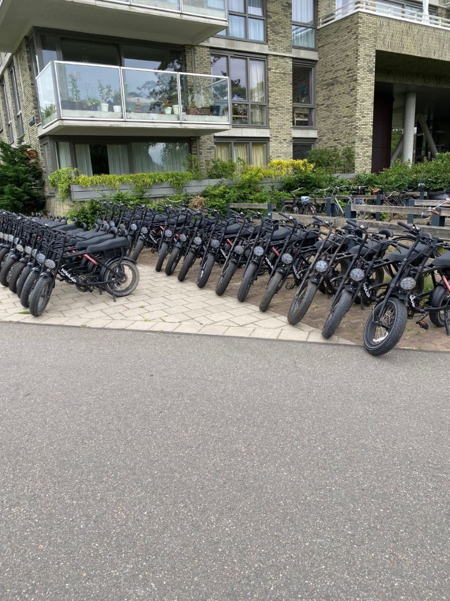 fatbike huren voor groepen, op locatie geleverd door Fietshuren.com (foto 1)