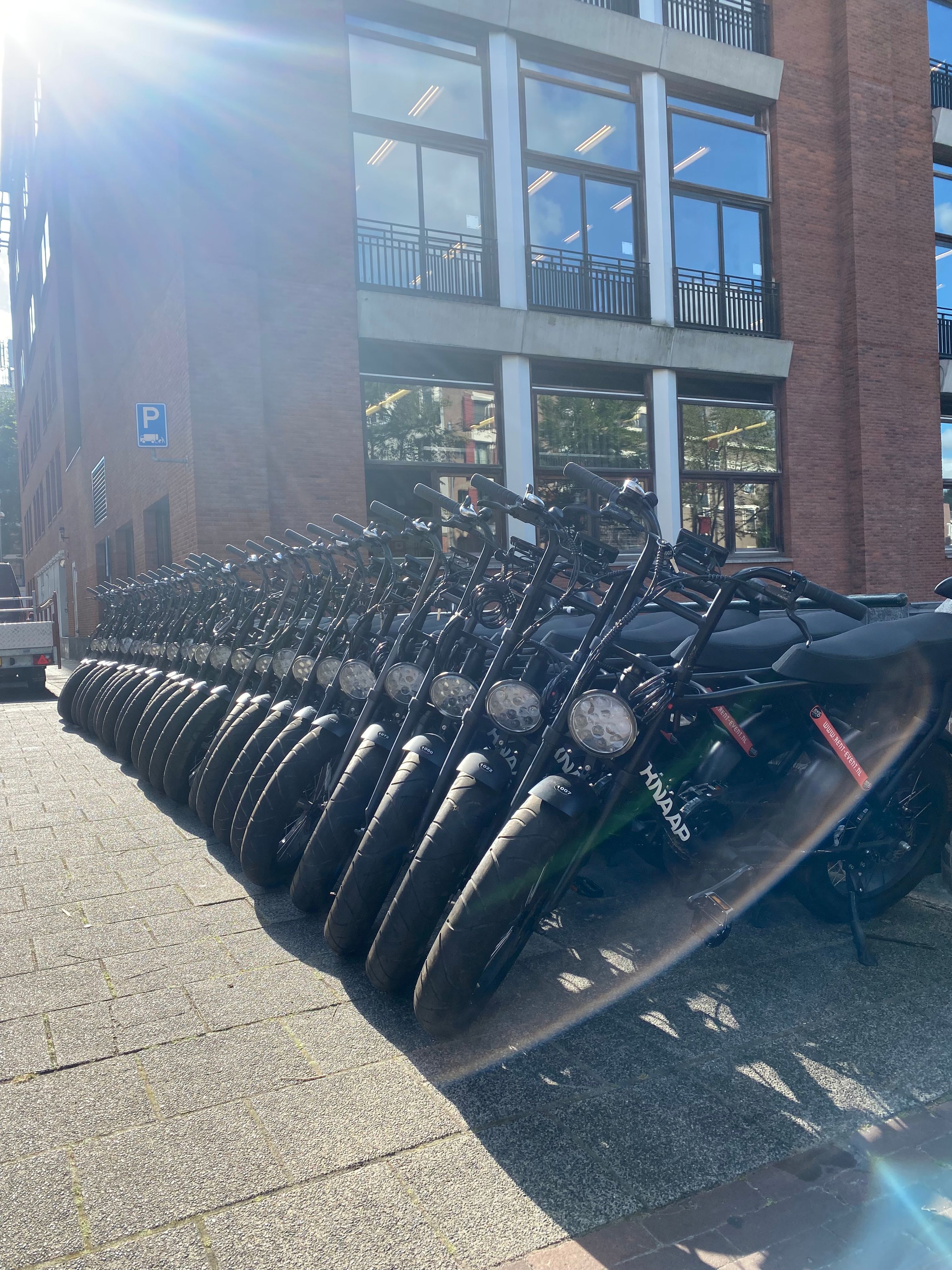fatbike huren voor groepen, op locatie geleverd door Fietshuren.com (foto 17)
