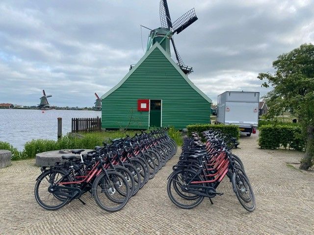 stadsfiets huren voor groepen, op locatie geleverd door Fietshuren.com (foto 13)