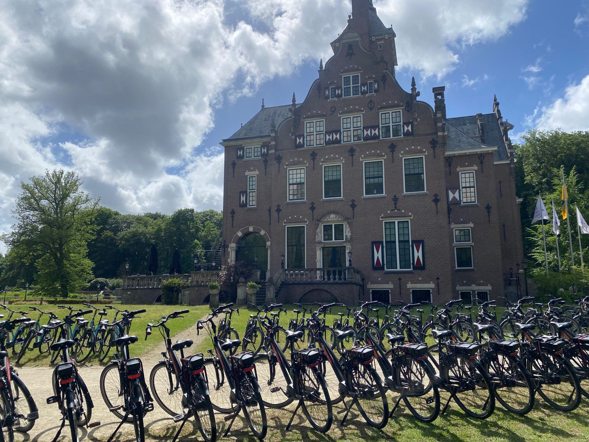 stadsfiets huren voor groepen, op locatie geleverd door Fietshuren.com (foto 11)